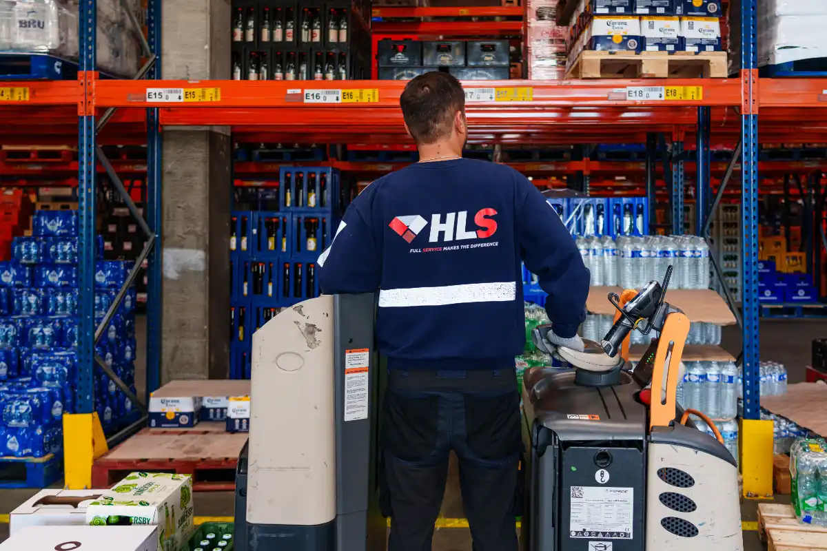 order picker, HLS beverage warehouse